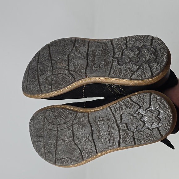 Born Women's Wynter Comfort Booties Black Black Suede Leather  Size 6 - Picture 5 of 6